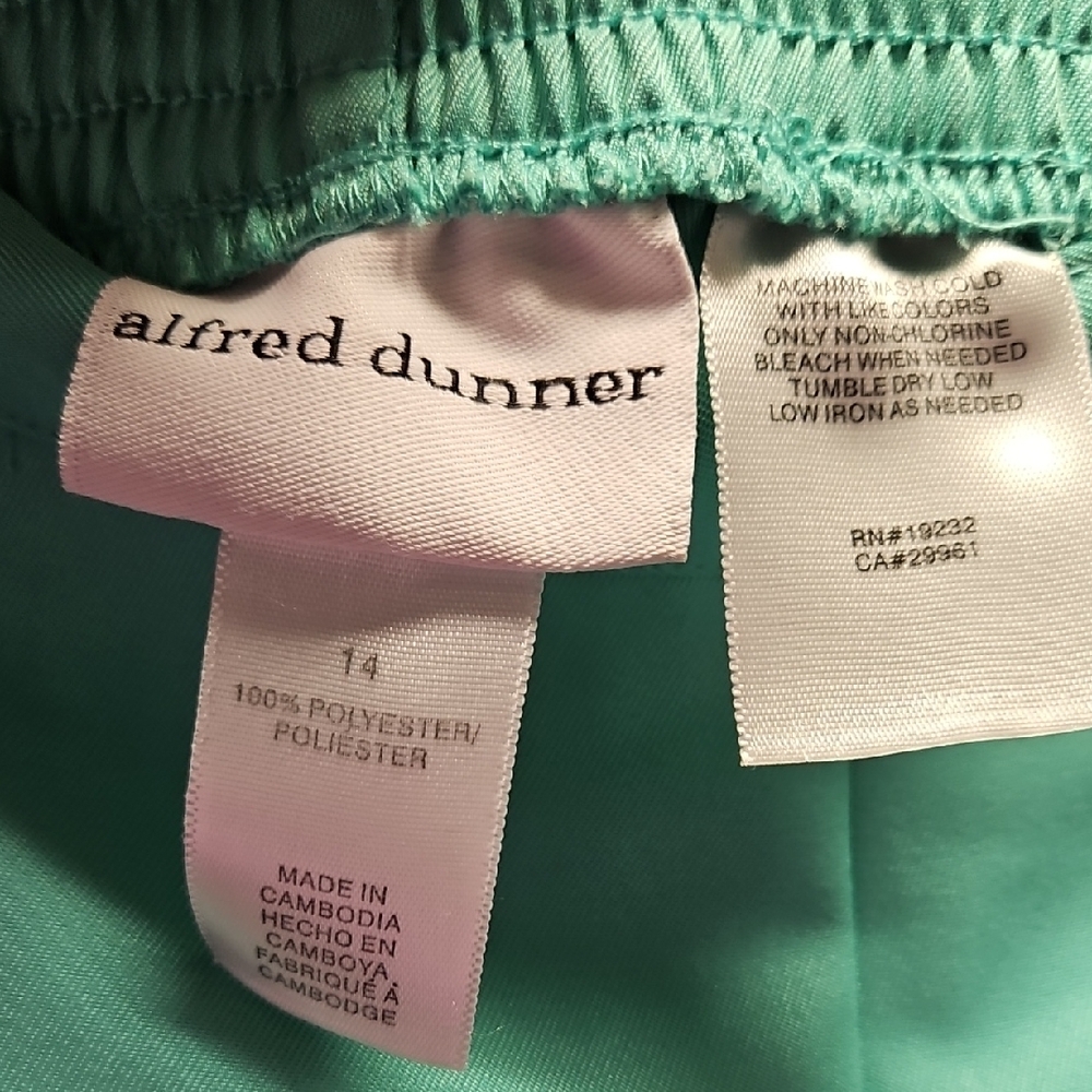 Aqua Women's Pants - Picture 3 of 4